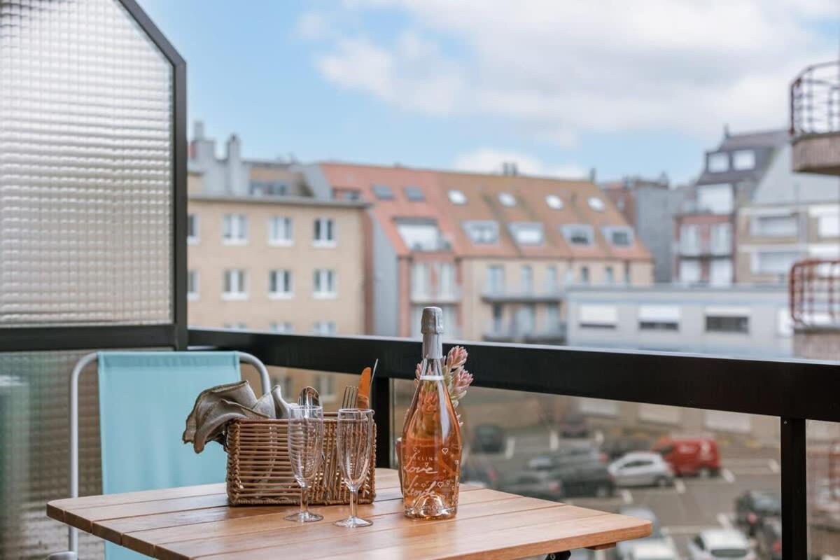 Huswell - Authentic Apartment With Terraces And Parking Knokke-Heist Kültér fotó